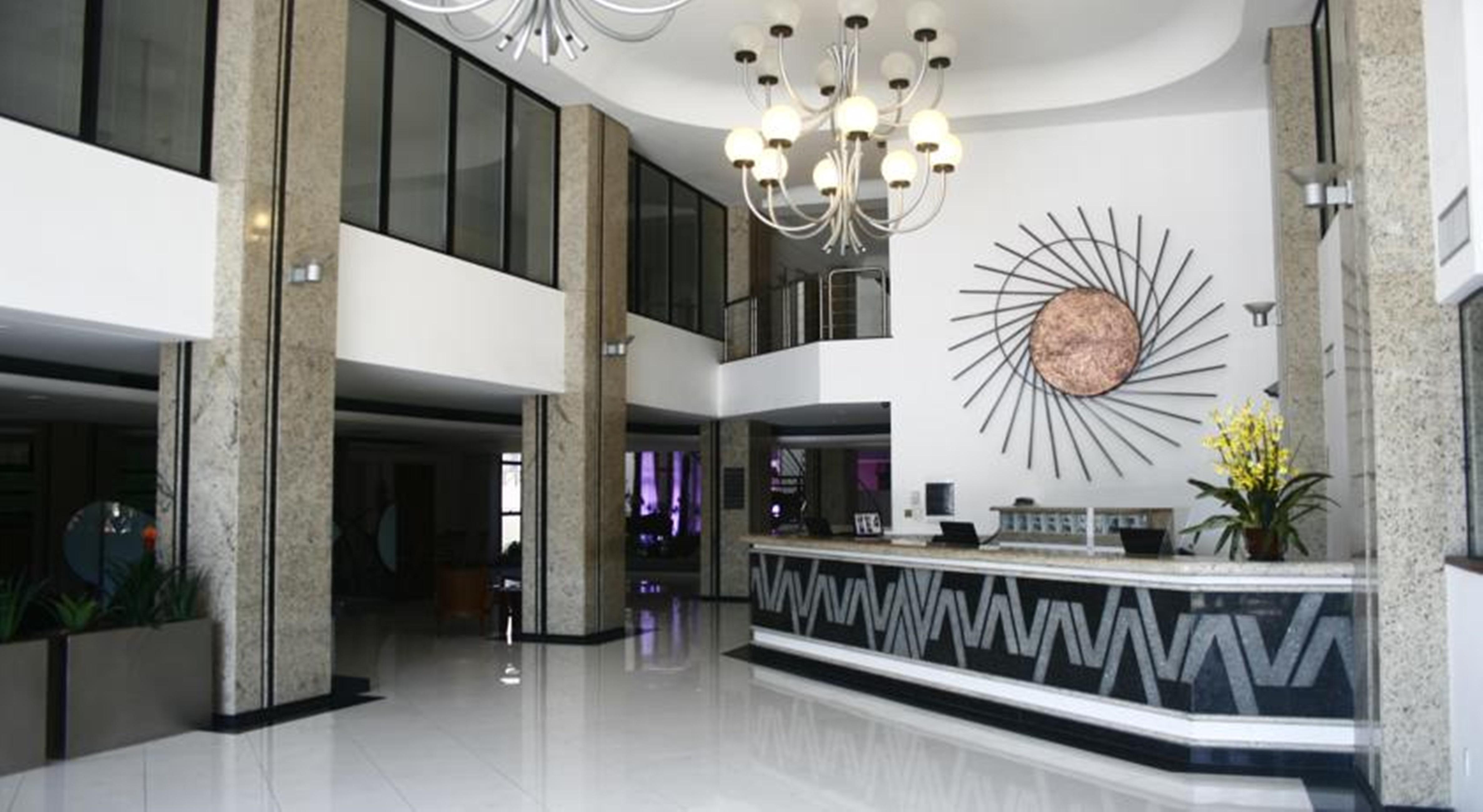 Alven Hotel By Slaviero Hoteis ジョインヴィレ エクステリア 写真
